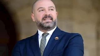 "أسعار التذاكر والهبوط وتغيير اسم الدوري".. أبرز 4 تصريحات لأحمد دياب ببرنامج "الناظر مع شوبير"