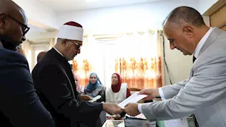 مفتي الجمهورية: المشاركة في انتخابات مجلس الشيوخ واجب وطني وديني