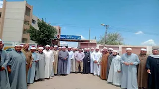 العاملون بأوقاف الشرقية يشاركون بفاعلية في انتخابات مجلس الشيوخ (صور)