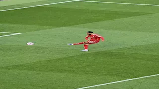 صلاح يهدر ركلة جزاء على طريقة بانينكا (فيديو)