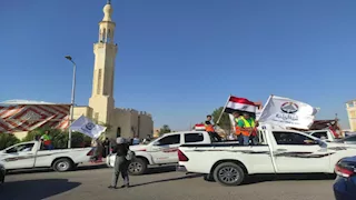 بمسيرة سيارات.. "الجبهة الوطنية" يحشد للتصويت بـ"الشيوخ" في جنوب سيناء (صور)
