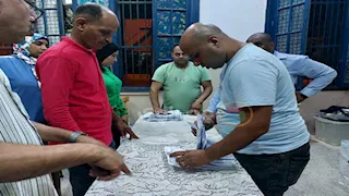 بدء فرز الأصوات في انتخابات مجلس الشيوخ بالإسكندرية (صور)