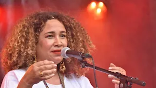 غالية بنعلي عن مشاركتها في مهرجان القلعة: "لسنا على ما يرام"