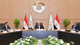 اجتماع اللجنة العليا للشواطئ يوافق على 34 مشروعًا ويرفض 3