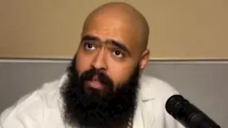 إحالة محمد عبد العاطي للمحاكمة بتهمة نشر محتوى خادش للحياء