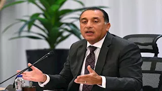 فرص استثمارية.. مدبولي: نمتلك أراضي على النيل بعشرات المليارات تستخدم كمخازن!