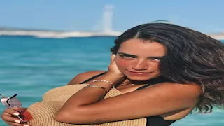 بفستان جريء باللون الوردي.. أية سليم بإطلالة ملفتة 