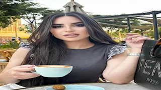 زوجة محمد عواد تحتفل بانضمامها إلى إذاعة نادي الزمالك