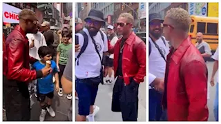 تزاحم الجمهور على محمد رمضان بميدان تايمز في نيويورك (صور)