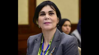 "القومي للمرأة" يهنئ عزة كامل لفوزها بجائزة التميز للمرأة العربية 