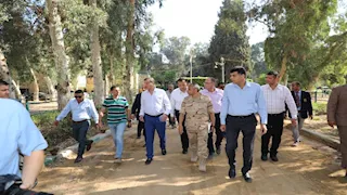 وزير الزراعة يتفقد أعمال التطوير بمحطة الزهراء للخيول العربية الأصيلة 