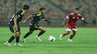 ما سبب غياب اللوحات الإعلانية عن مباراة الأهلي ومودرن سبورت؟