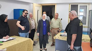 مدير تعليم القاهرة تتفقد مدارس المرج وتوضح للطلاب تفاصيل البكالوريا المصري