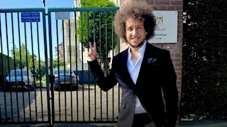 حدث منتصف الليل| أول تعليق من ميدو عقب الإفراج عنه في بريطانيا.. وتراجع 30% في أسعار الدواجن واللحوم 