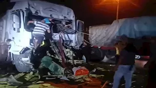 مصرع وإصابة 4 أشخاص في حادث تصادم على زراعي البحيرة- فيديو وصور