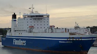 تداول 15 ألف طن بضائع عامة بموانئ البحر الأحمر