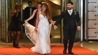 "وفاة صديقتها أعادت علاقتهما".. 20 صورة لعلاقة ميسي وأنتونيلا التي أبقياها سرًا في البداية