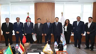 بعثة صينية تزور وكالة الفضاء المصرية للتعاون في إطلاق الأقمار الصناعية