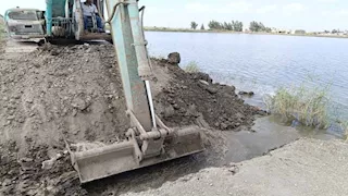 الموجة 27.. إزالة مزارع سمكية مخالفة على 36 فدانًا جنوب بورسعيد (صور)