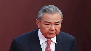 وزير خارجية الصين: ينبغي على أمريكا توخي الحذر بشأن القضايا التي تمس مصالحنا