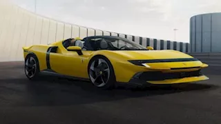 فيراري تطرح سيارة هجين بقوة 1036 حصانا