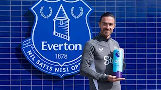 جريليش يحصد جائزة الأفضل في الدوري الإنجليزي عن شهر أغسطس