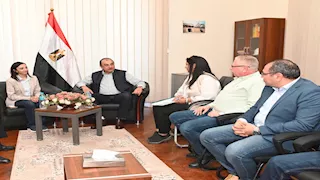 وزير قطاع الأعمال: مشروع تطوير الغزل يفتح آفاقًا جديدة للتصدير (صور)