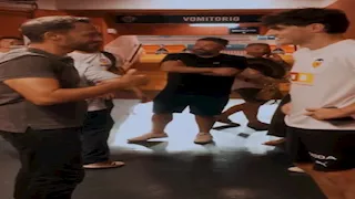 "القلب ينبض".. 15 صورة من احتفاء حساب الدوري الإسباني بيوسف الشريف