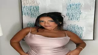 اية سليم تخطف الأنظار بفستان جرئ وجذاب من أحدث ظهور.. صور