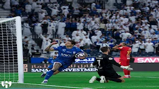 التعادل يحسم مباراة الهلال والقادسية في الدوري السعودي 