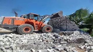 الموجة 27.. تنفيذ 28 قرار إزالة بناء مخالف في الإسكندرية -صور