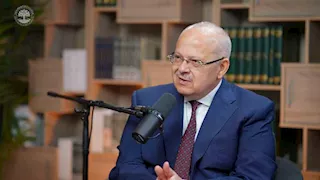 رئيس جامعة القاهرة السابق: دخلت عالم أعتى الفلاسفة الملحدين وخرجت منه أكثر إيمانًا