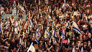 احتجاجات مناهضة للحرب أمام منازل الوزراء الإسرائيليين