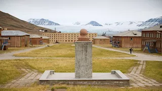 كأنها من فيلم سينمائي.. 25 صورة لقرى ومدن أشباح حول العالم