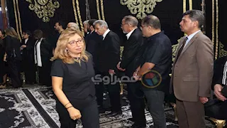 بمشاركة وزيرة التضامن.. شخصيات سياسية وإعلامية في عزاء أرملة الموسيقار سيد مكاوي