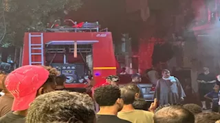 الحماية المدنية تنقذ مطعم شهير بالدقي من جحيم النار (صور) 