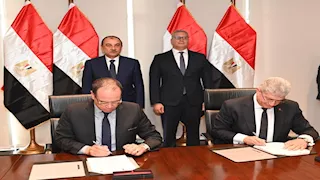 عقد بين "إيجوث" و"بتروجت" لإعادة تأهيل وتشغيل فندق "جيت بيتش" بالسخنة 