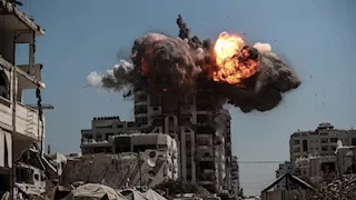 "وفا": إسرائيل تواصل القصف المتواصل على قطاع غزة وتزايد أعداد الشهداء