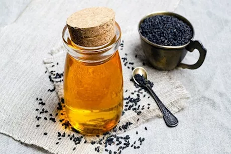 5 آثار جانبية مزعجة لزيت حبة البركة