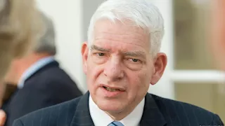 رئيس المجلس المركزي ليهود ألمانيا يحث ميرتس على مواصلة الدعم غير المشروط لإسرائيل