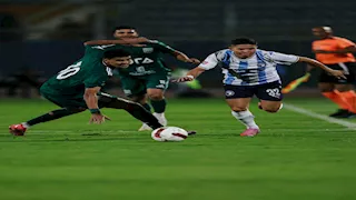 "طرد نجم الأهلي السابق".. بيراميدز يتفوق على زد في الدوري المصري الممتاز