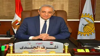 محافظ الغربية يسلم الزي المدرسي لطلاب الأسر الأولى بالرعاية