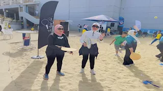 200 لاعب يُحيون فعالية "الراكيت السكندري" بجزيرة الدهب بالإسكندرية – صور