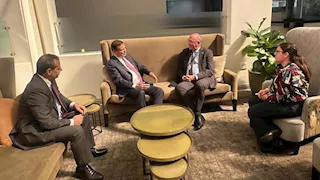 وزير الزراعة يلتقي مفوض بريطانيا بجنوب أفريقيا لبحث الأمن الغذائي والتكنولوجيا الحديثة