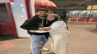 يقولوا هربت".. تعليق مثير للجدل من صديق إبراهيم شيكا عقب سفر زوجته"