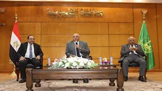 محافظ القليوبية: الشفافية والنزاهة أساس تطوير الخدمات العامة