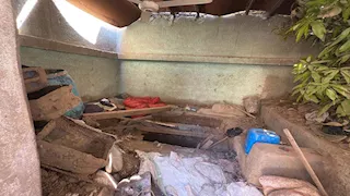 حفرة وسرداب داخل مكتب صحة بقنا.. بيان عاجل من النيابة الإدارية بشأن شبهة تنقيب عن آثار