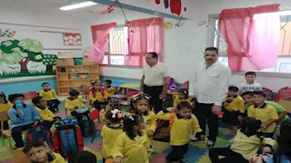 بالبالونات والهدايا.. رؤساء المدن يتابعون انتظام العملية التعليمية بجنوب سيناء