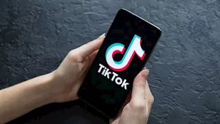 تيك توك يطلق أول أداة للتحكم في المحتوى المنتج بالذكاء الاصطناعي