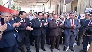 صور.. رئيس جامعة القاهرة يفتتح العام الجامعي ويشارك في "جيم بلياردو" بالأنشطة الطلابية